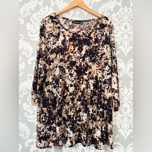 4/$25 • Nina Leonard Multicoloured Abstract Tunic Top